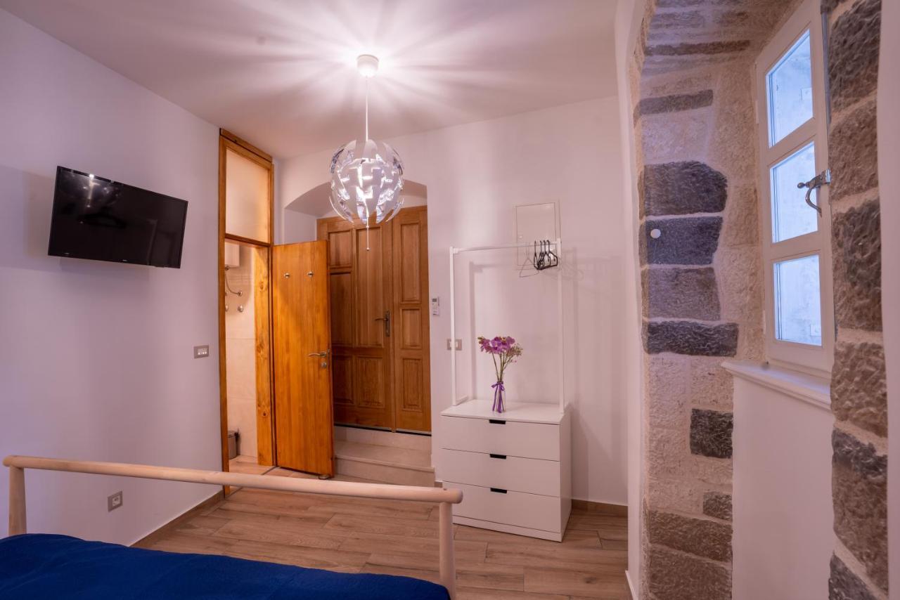 Old Town Makarska Apartments - Central Square Kültér fotó